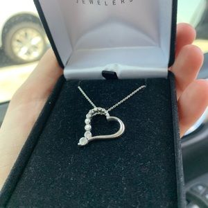 10 WG Diamond Necklace